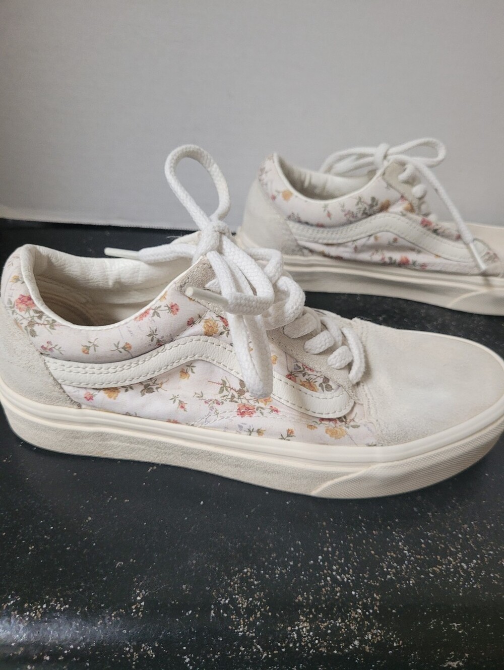 Vans Floral Low-Top Lace-Up Sneakers - White Suede/Floral